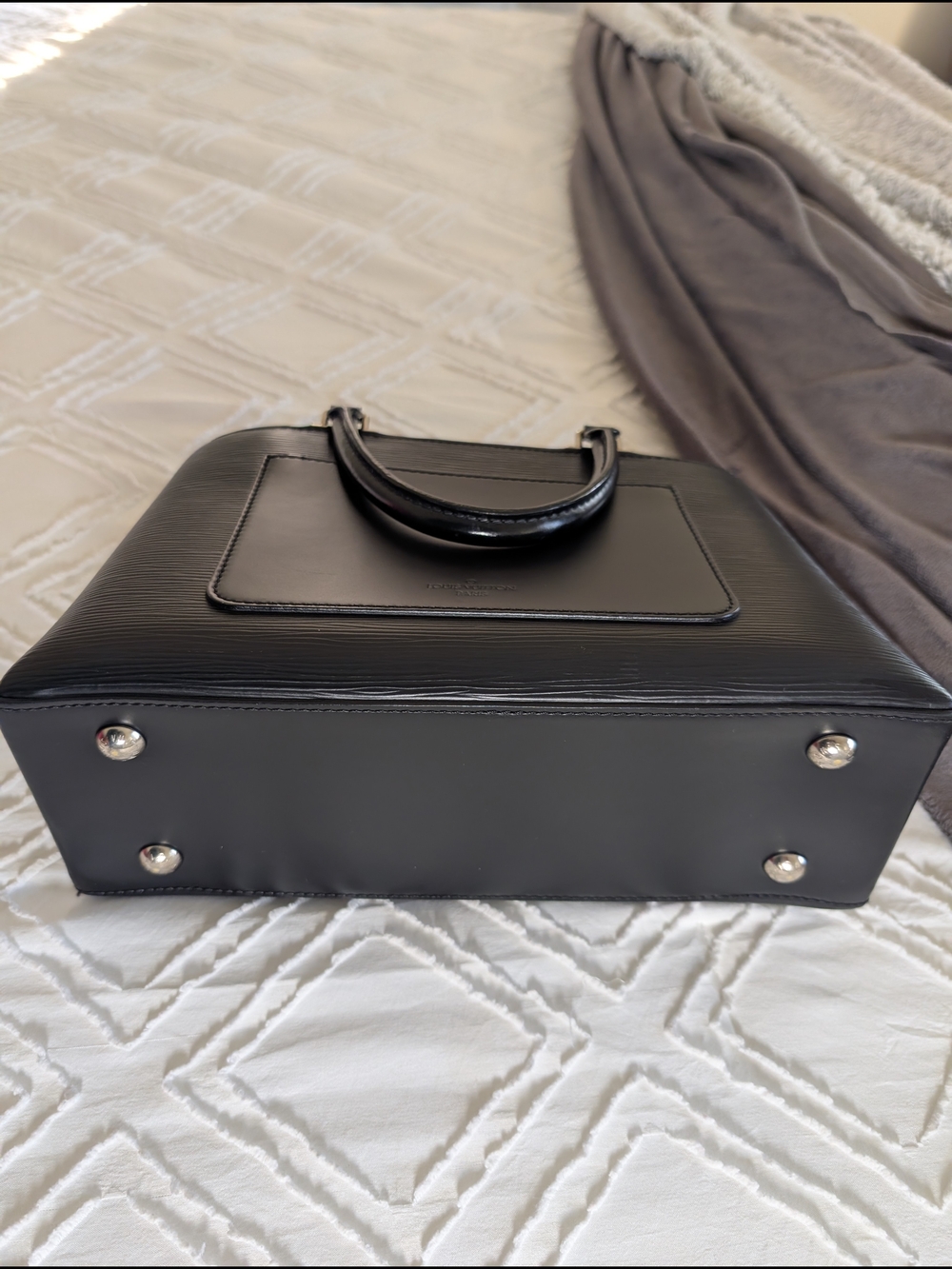 Louis Vuitton Black Epi Leather Handbag - Structured Top Handle - Picture 10 of 17